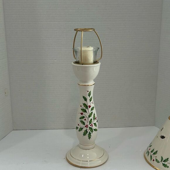 Lenox Holiday Candlestick Lamp. Preowned Excellent Condition. No Bulb. - Picture 7 of 10